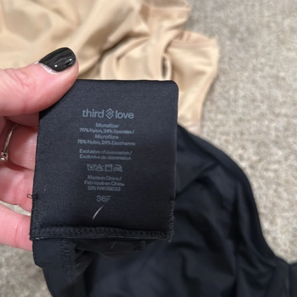 Bras - Picture 5 of 6